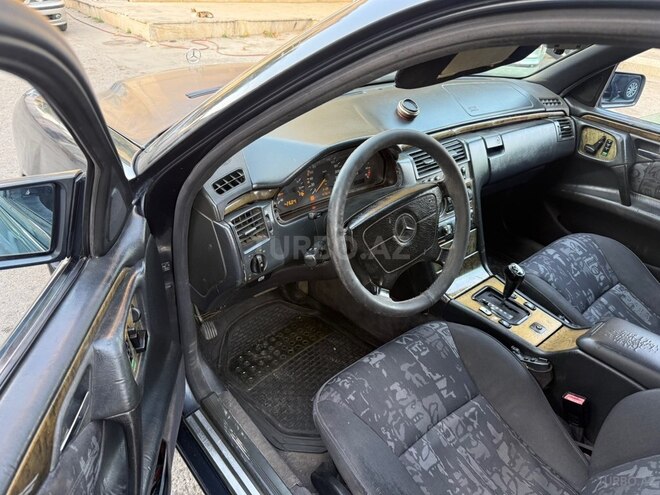 Mercedes E 230 1997, 391,000 km - 2.3 l - Bakı