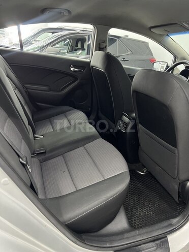 Kia Cerato 2013, 179,111 km - 1.6 l - Sumqayıt