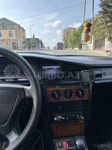 Mercedes 190 1992, 272,480 km - 2.0 л - Bakı