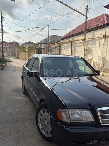Mercedes C 200 1999, 286,000 km - 2.0 л - Bakı