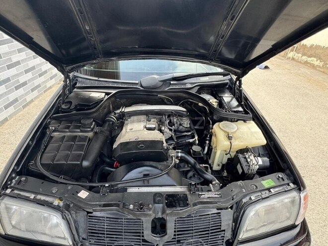 Mercedes C 200 1999, 286,000 km - 2.0 л - Bakı