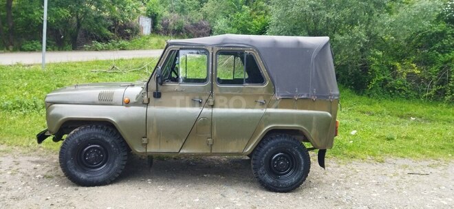 UAZ 469 1992, 160,533 km - 2.4 l - Quba