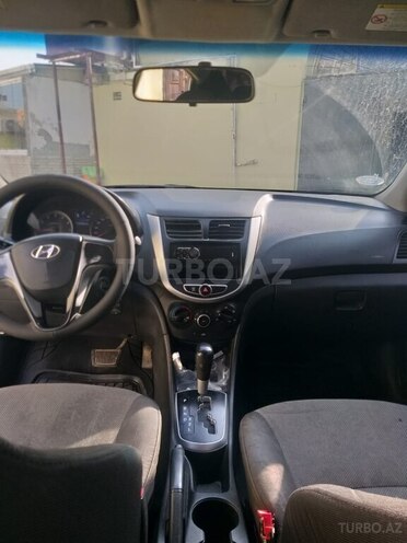 Hyundai Accent 2012, 285,000 km - 1.4 l - Bakı