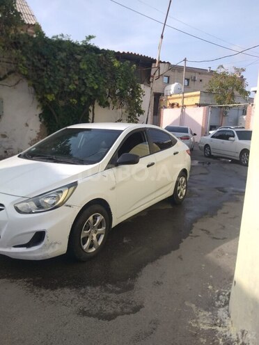Hyundai Accent 2012, 285,000 km - 1.4 l - Bakı