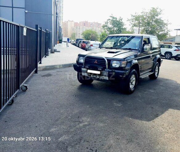 Mitsubishi Pajero 1993, 310,000 km - 2.8 l - Bakı