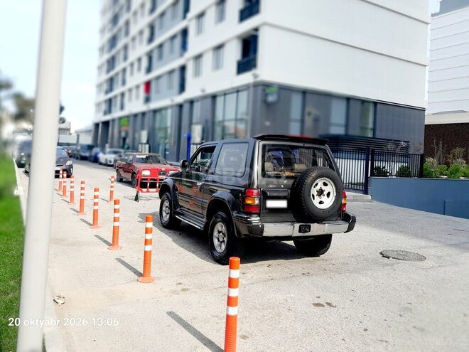 Mitsubishi Pajero 1993, 310,000 km - 2.8 l - Bakı