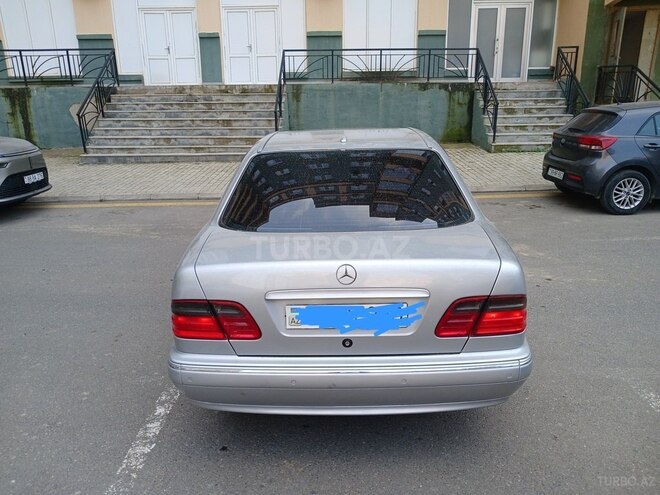 Mercedes E 280 2000, 320,000 km - 2.8 l - Bakı