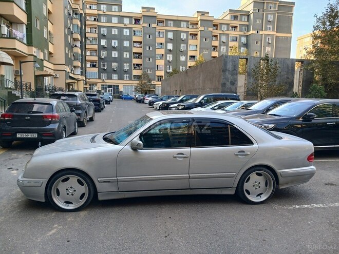 Mercedes E 280 2000, 320,000 km - 2.8 l - Bakı