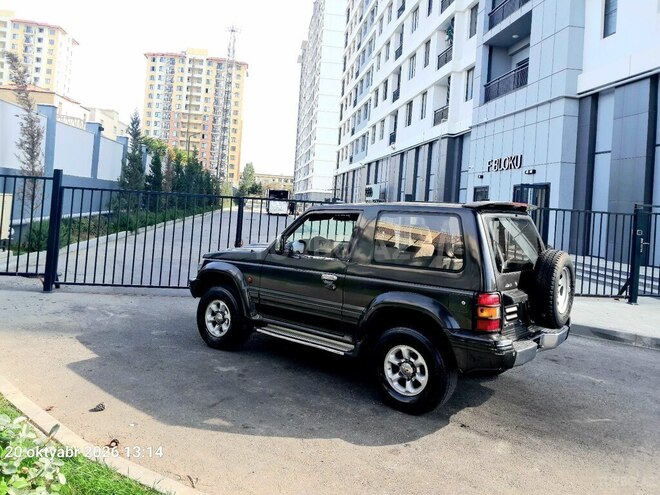 Mitsubishi Pajero 1993, 310,000 km - 2.8 l - Bakı