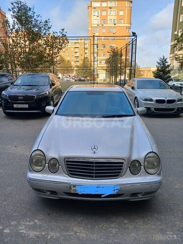 Mercedes E 280 2000, 320,000 km - 2.8 l - Bakı