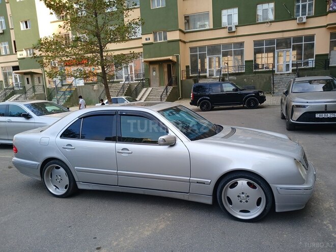 Mercedes E 280 2000, 320,000 km - 2.8 l - Bakı
