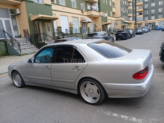 Mercedes E 280 2000, 320,000 km - 2.8 l - Bakı