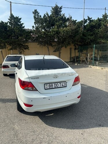 Hyundai Accent 2011, 280,000 km - 1.4 l - Bakı
