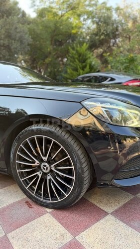 Mercedes E 220 2014, 223,500 km - 2.1 л - Bakı