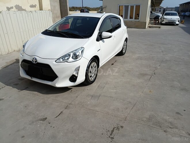 Toyota Aqua 2016, 226,000 km - 1.5 л - Bakı