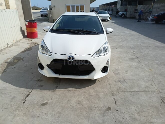 Toyota Aqua 2016, 226,000 km - 1.5 л - Bakı