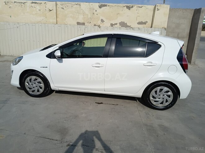 Toyota Aqua 2016, 226,000 km - 1.5 л - Bakı