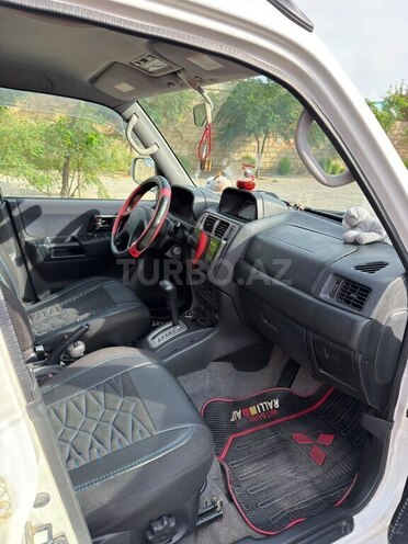 Mitsubishi Pajero io 2000, 250,000 km - 1.8 л - Bakı