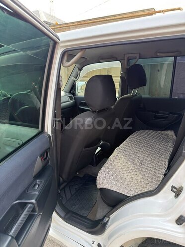 Mitsubishi Pajero io 2000, 250,000 km - 1.8 л - Bakı