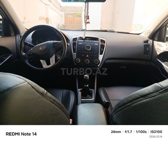 Kia  2010, 258,730 km - 1.6 l - Sumqayıt