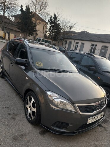 Kia  2010, 258,730 km - 1.6 l - Sumqayıt