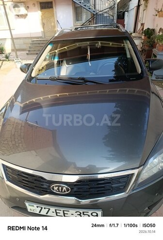 Kia  2010, 258,730 km - 1.6 l - Sumqayıt