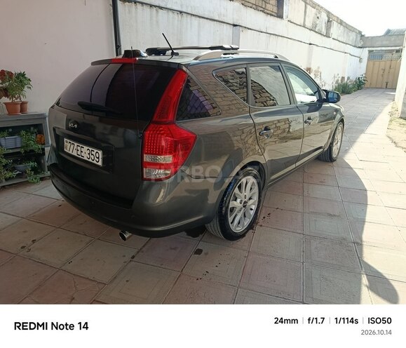 Kia  2010, 258,730 km - 1.6 l - Sumqayıt