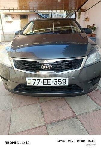 Kia  2010, 258,730 km - 1.6 l - Sumqayıt