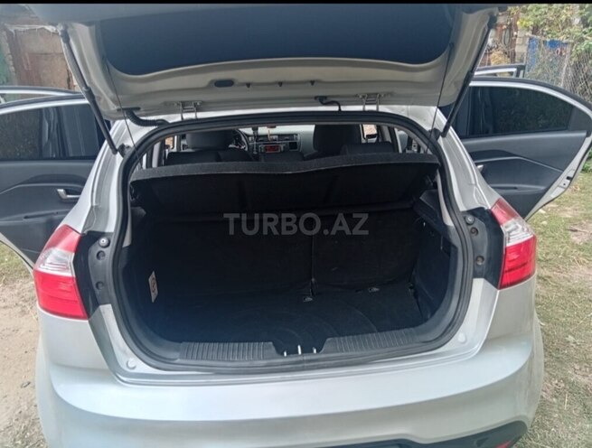 Kia Rio 2011, 374,236 km - 1.1 l - Oğuz