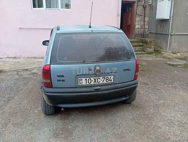 Opel Corsa 1995, 439,215 km - 1.4 l - Qazax