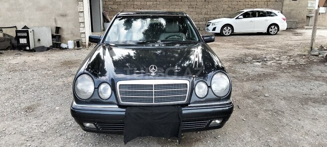 Mercedes E 220 1999, 737,000 km - 2.2 l - Bakı