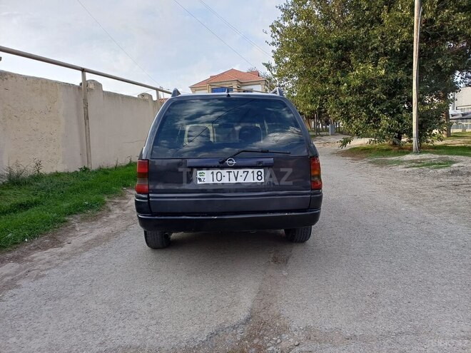 Opel Astra 1996, 284,000 km - 1.6 l - Bakı