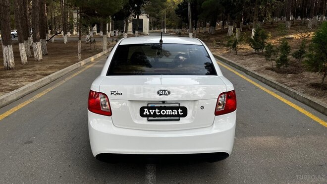 Kia Rio 2011, 259,140 km - 1.4 l - Sumqayıt