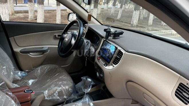 Kia Rio 2011, 259,140 km - 1.4 l - Sumqayıt