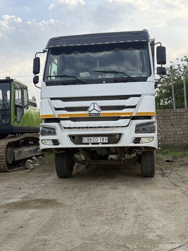 HOWO Sinotruk 2012, 200,000 km - 10.0 л - Bakı