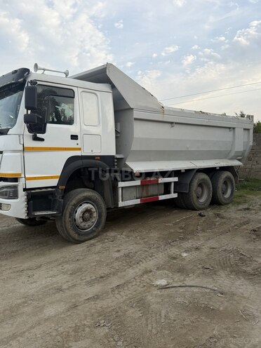 HOWO Sinotruk 2012, 200,000 km - 10.0 л - Bakı