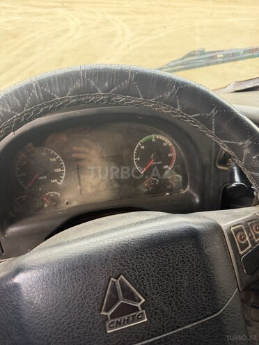 HOWO Sinotruk 2012, 200,000 km - 10.0 л - Bakı