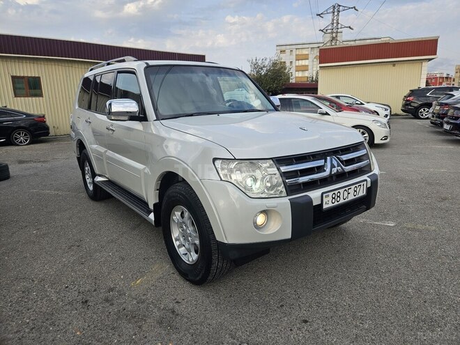 Mitsubishi Pajero 2007, 203,448 km - 3.0 л - Bakı