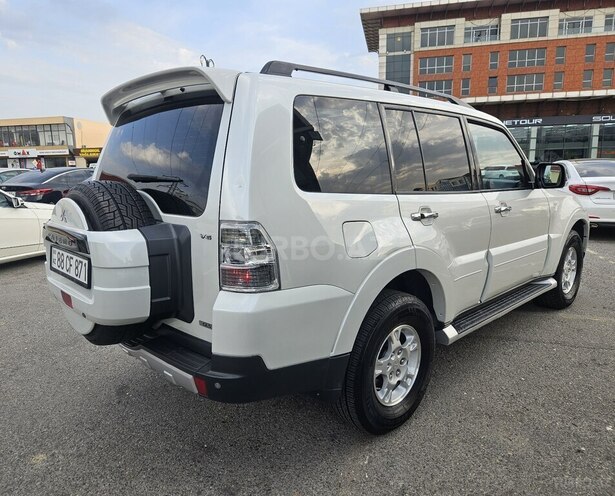 Mitsubishi Pajero 2007, 203,448 km - 3.0 л - Bakı