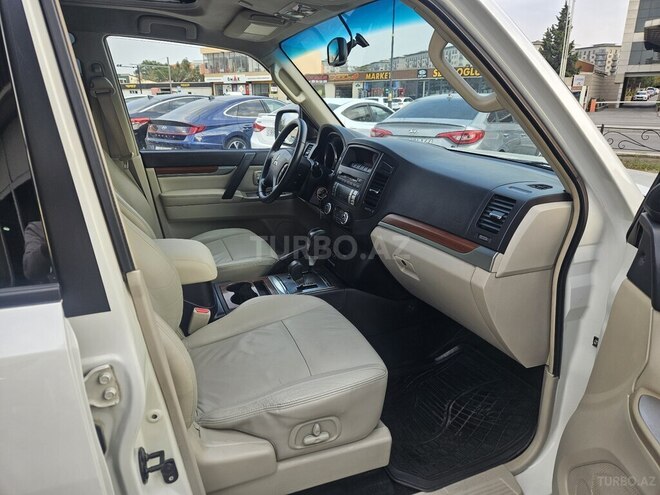 Mitsubishi Pajero 2007, 203,448 km - 3.0 л - Bakı
