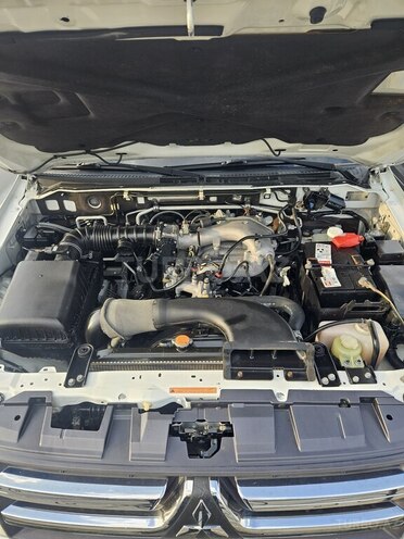 Mitsubishi Pajero 2007, 203,448 km - 3.0 л - Bakı