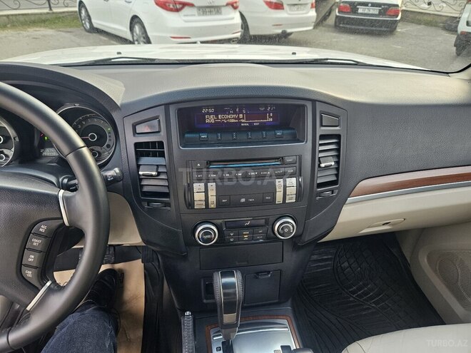 Mitsubishi Pajero 2007, 203,448 km - 3.0 л - Bakı