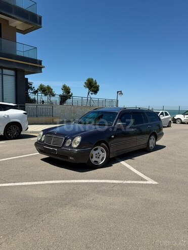 Mercedes E 240 1998, 342,580 km - 2.4 l - Sumqayıt
