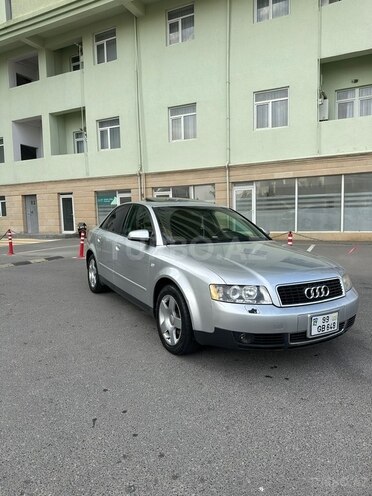 Audi A4 2002, 358,884 km - 1.8 л - Bakı