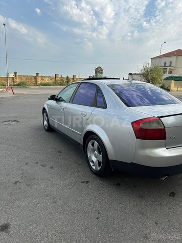 Audi A4 2002, 358,884 km - 1.8 л - Bakı