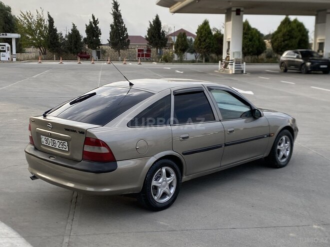 Opel Vectra 1997, 278,000 km - 1.8 l - Sumqayıt
