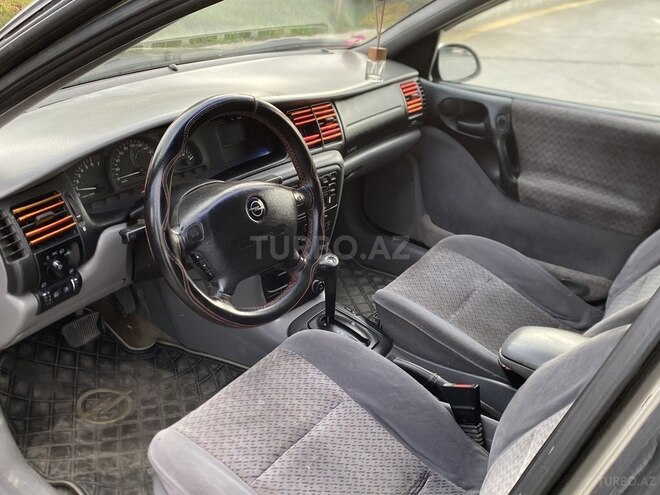 Opel Vectra 1997, 278,000 km - 1.8 l - Sumqayıt