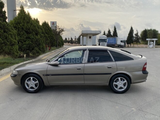 Opel Vectra 1997, 278,000 km - 1.8 l - Sumqayıt