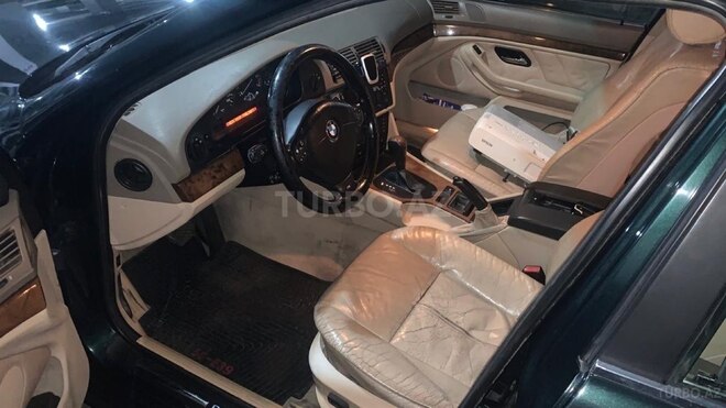 BMW 530 2001, 185,000 km - 3.0 l - Bakı