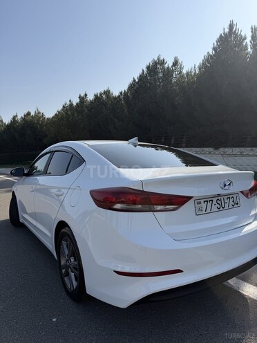 Hyundai Elantra 2016, 100,300 km - 2.0 l - Bakı